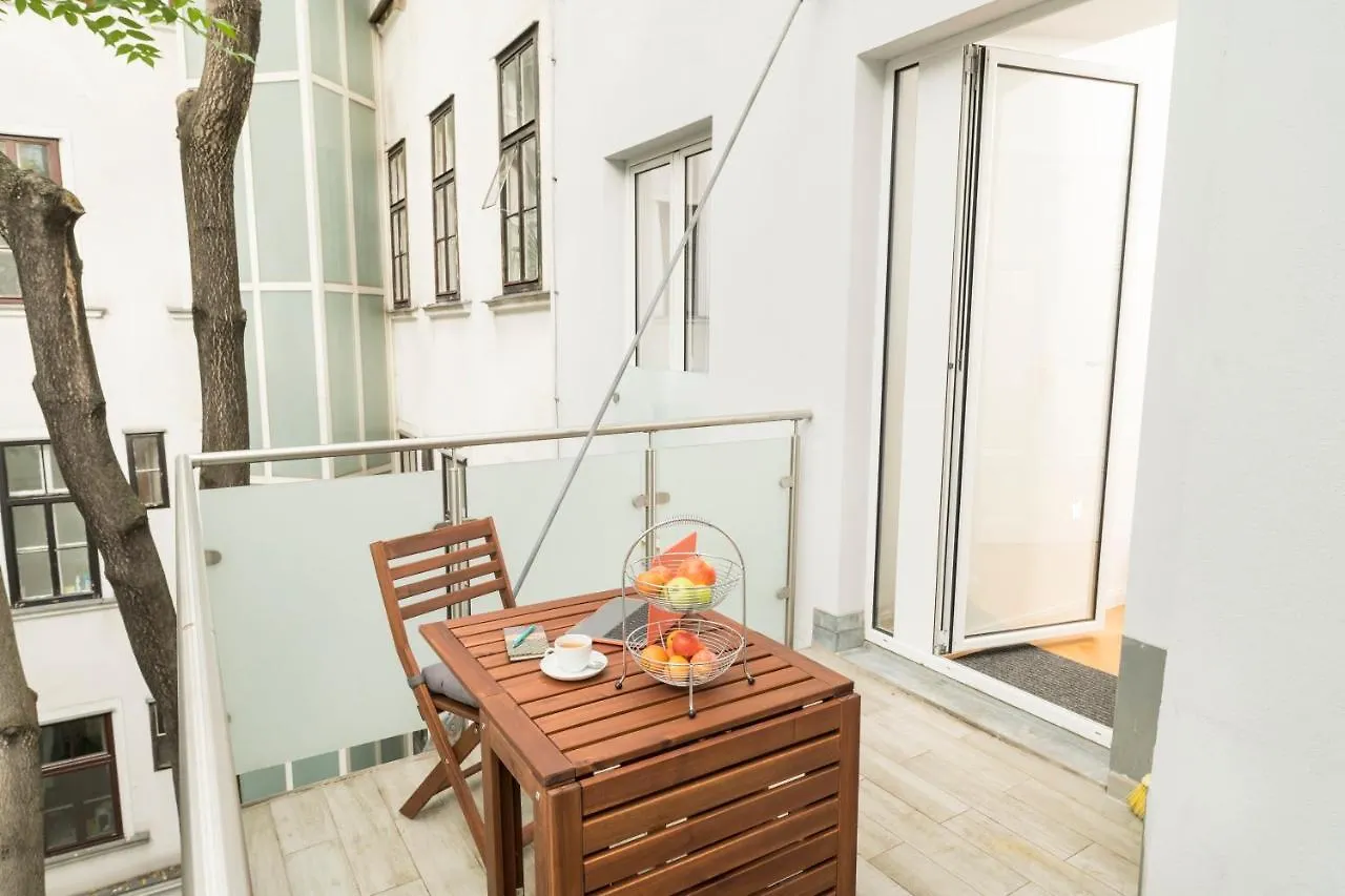Apartment Parkview Alsergrund by ichbucheAT Wien Österreich