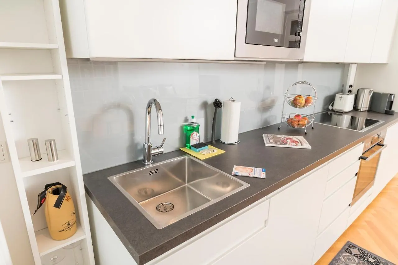 Parkview Alsergrund by ichbucheAT Wien Apartment